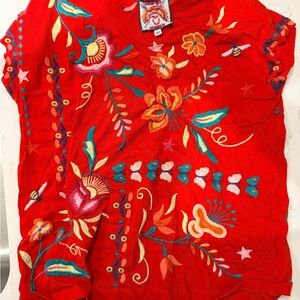 Johnny Was Avery Relaxed Red Embroidered Tee - W Size S - NEW WITHOUT TAGS!